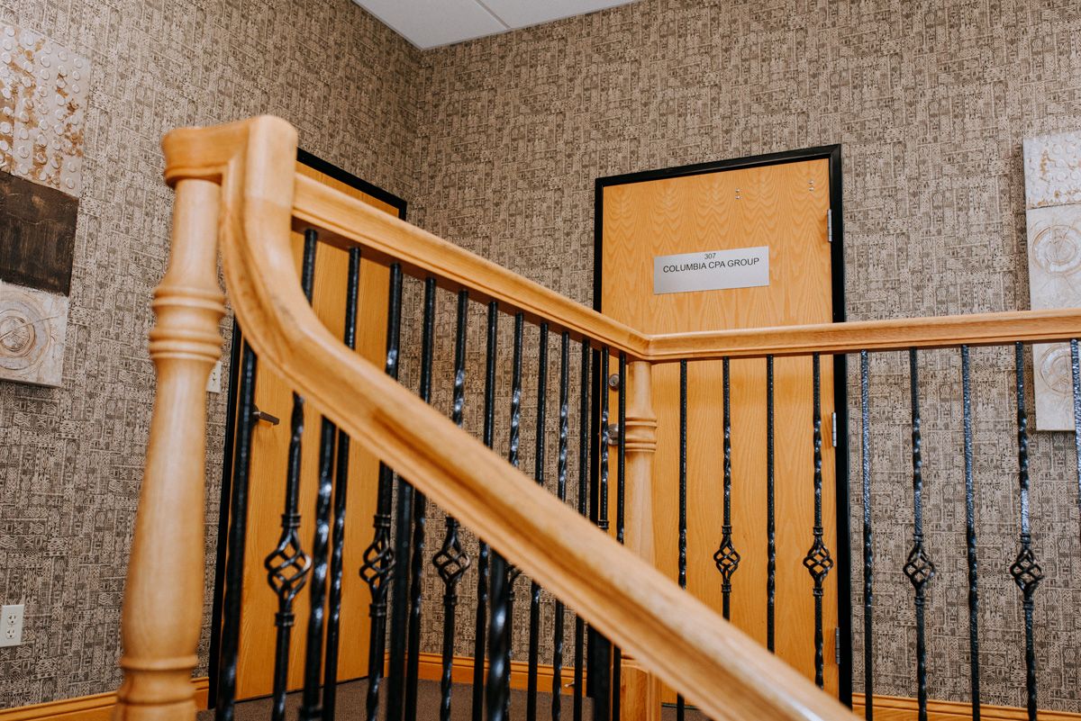 accounting office suite entry